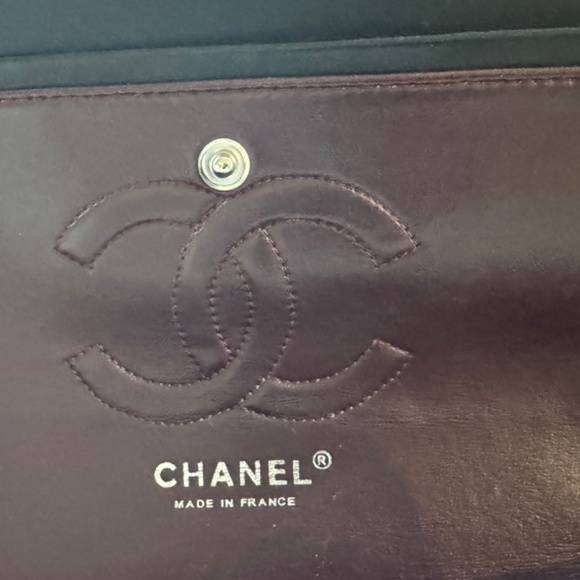 Chanel Flap Bag - Picture 6 of 8